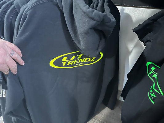 UTV TRENDZ Sweatshirts