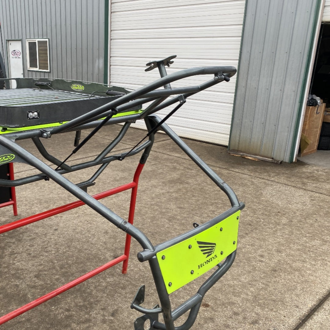 UTV Trendz Tire Carrier with Gas Struts