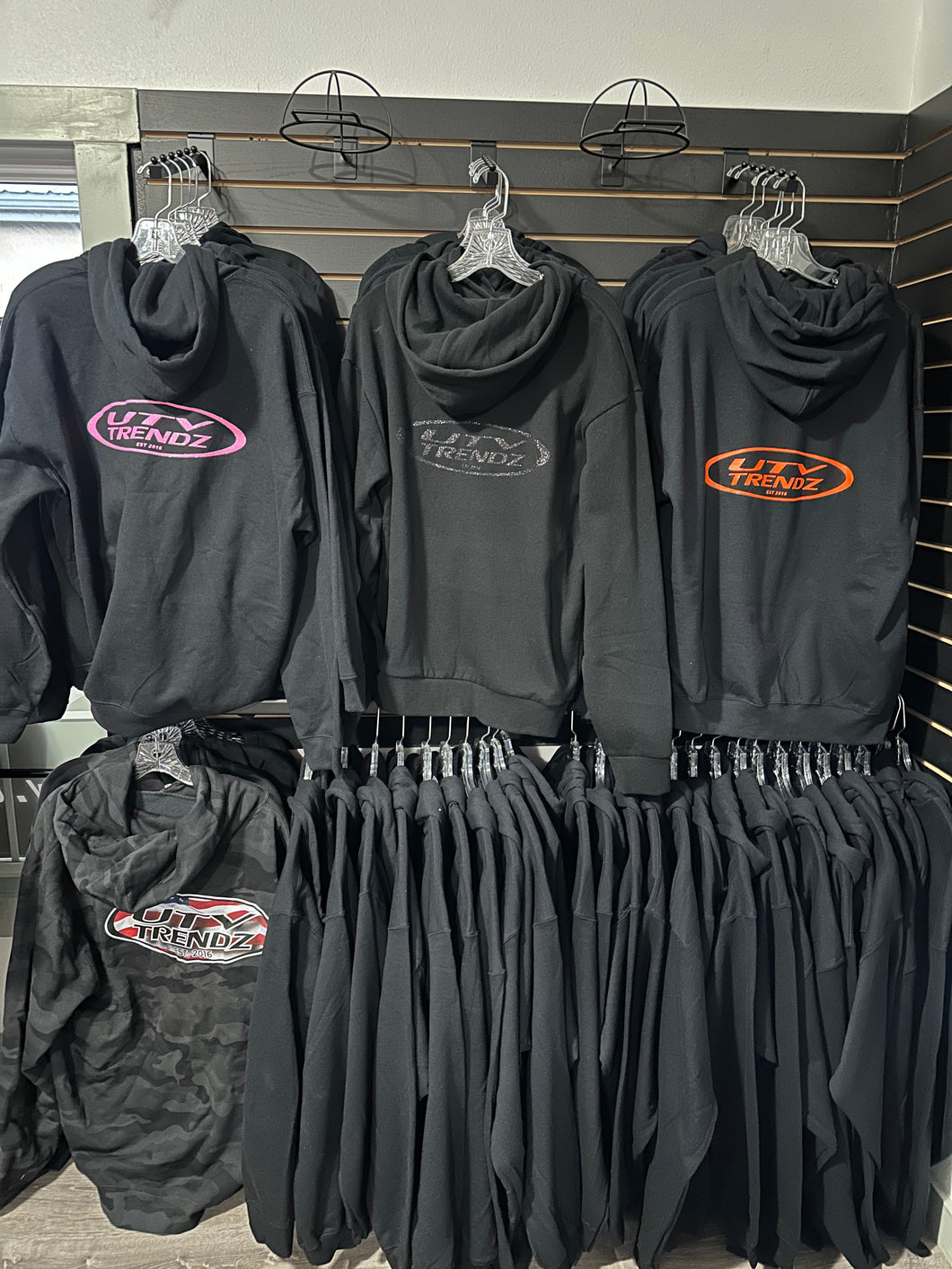 UTV TRENDZ Sweatshirts